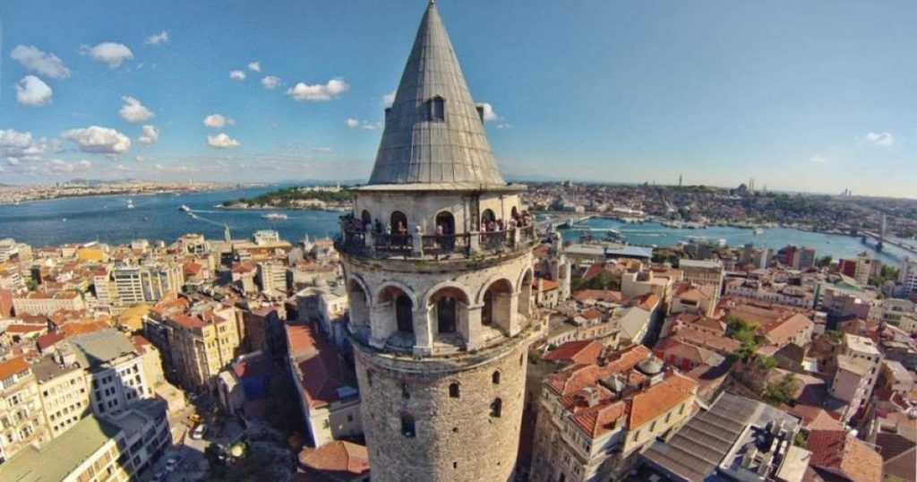 İstanbul, view atop Galata Tower