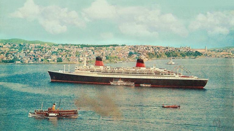 SS France in Bosphorus, Istanbul