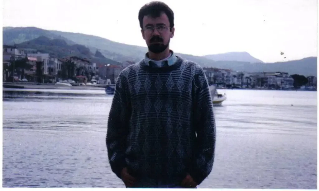 Özgür Nevres at Foça beach (1999)
